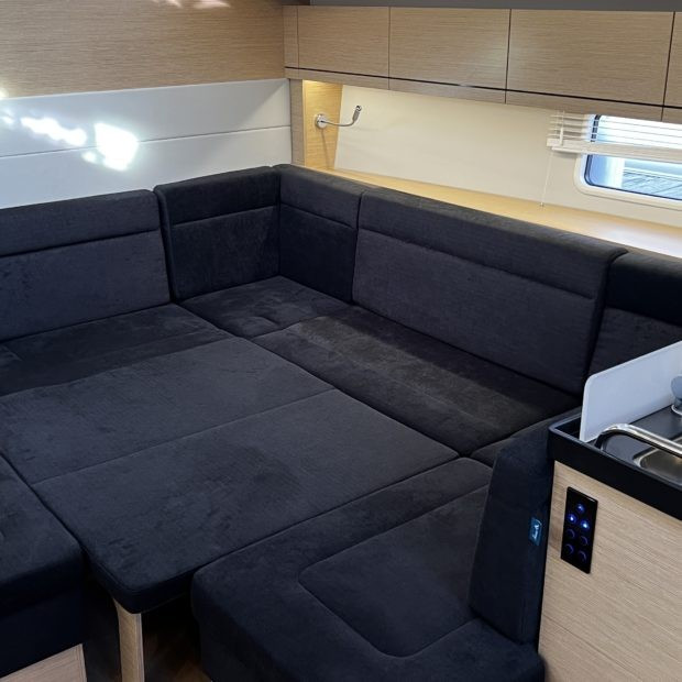 Yacht HANSE - 458 "Hydra"