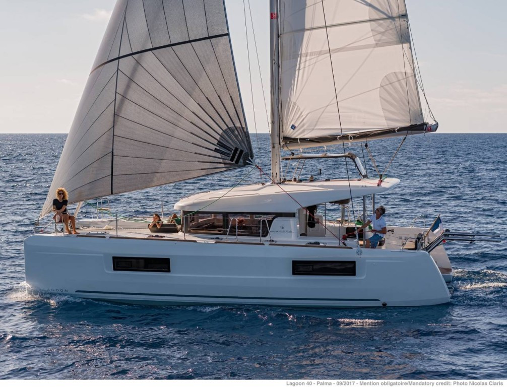 Yacht LAGOON - 40 "D Arros"