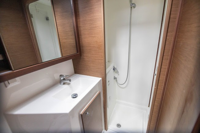 Yacht LAGOON - 42 "Pyrat"