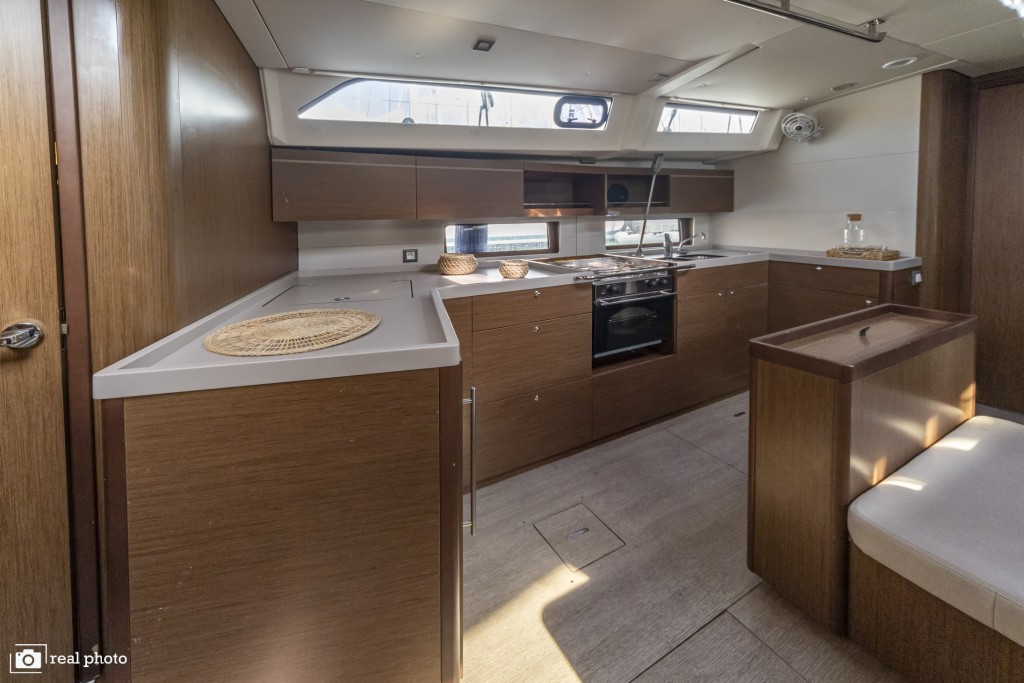 Yacht BENETEAU - Oceanis 46.1 "Emma"