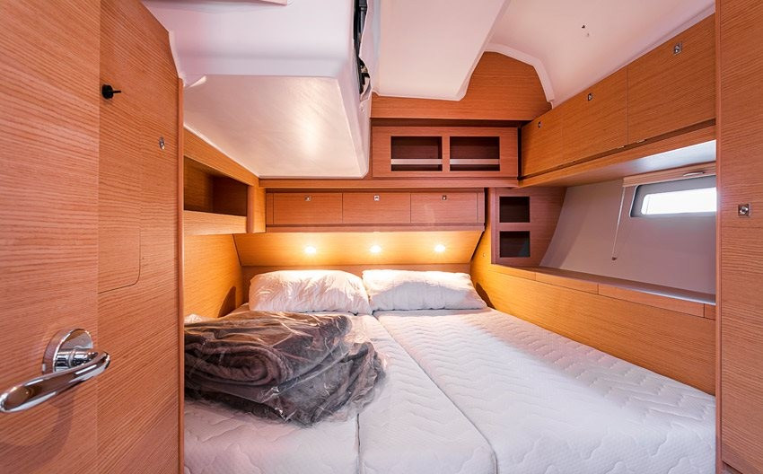 Yacht DUFOUR - 520 Grand Large "Zoe"