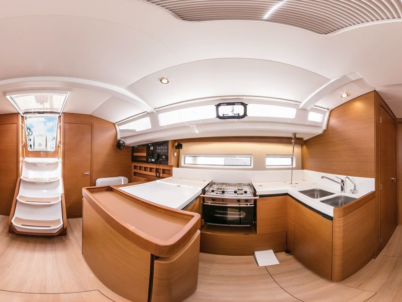 Yacht JEANNEAU - Sun Odyssey 440 "Coco"