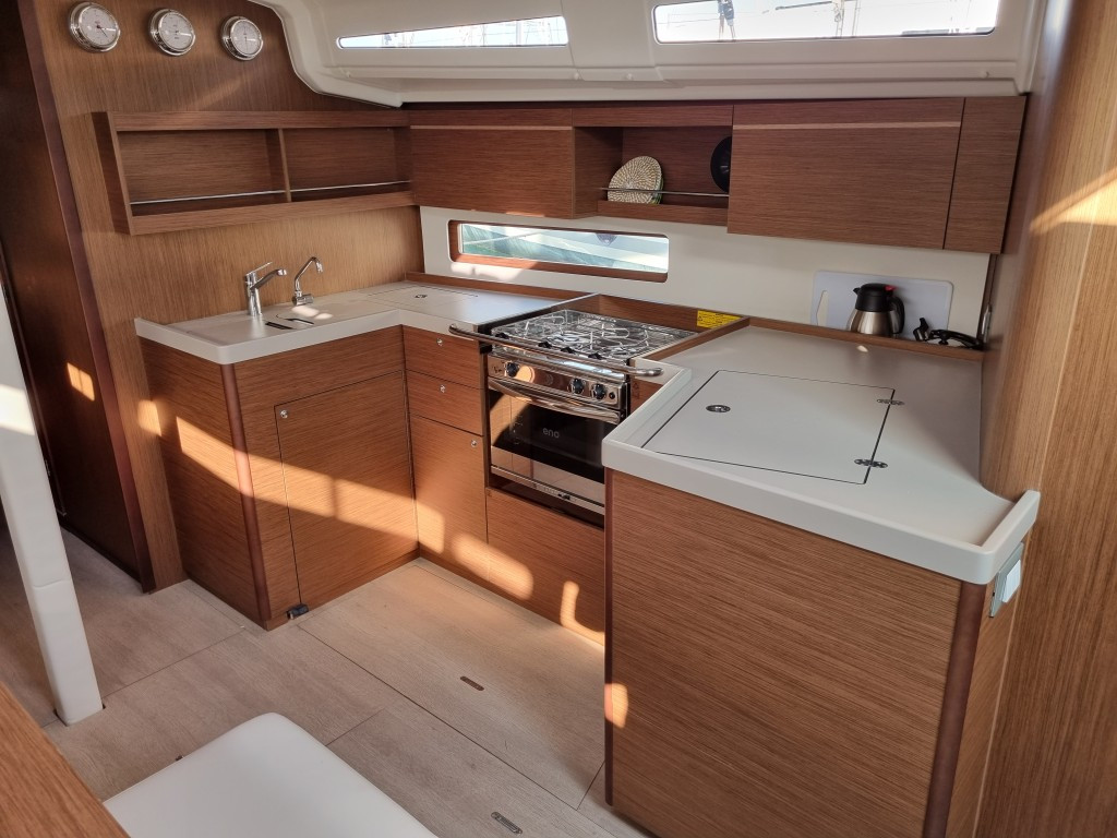 Yacht BENETEAU - Oceanis 40.1 "Hadar"