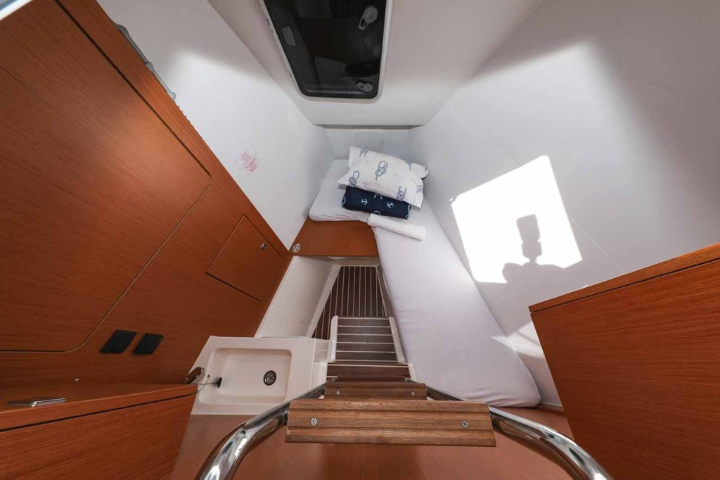 Yacht BAVARIA - C50 Holiday "Granat"