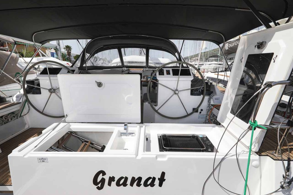 Yacht BAVARIA - C50 Holiday "Granat"