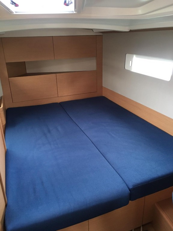 Yacht JEANNEAU - Sun Odyssey 410 "Intrepida"