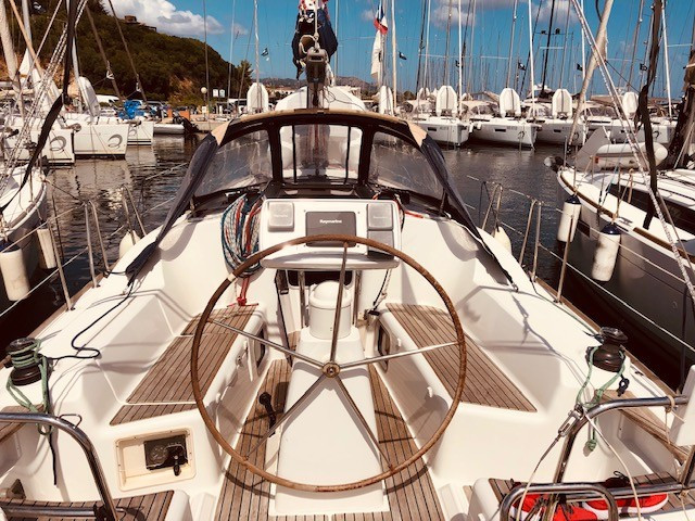 Yacht JEANNEAU - Sun Odyssey 36i performance "Bliksem"