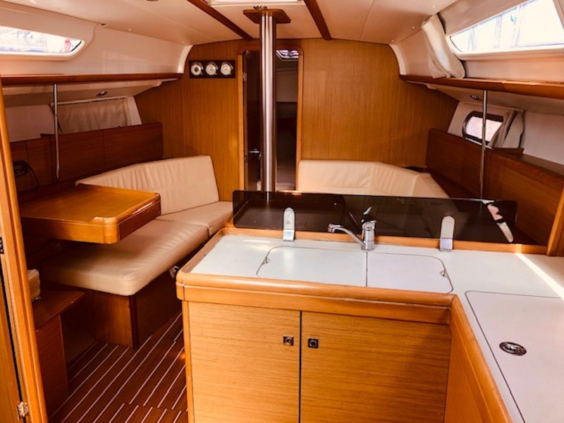 Yacht JEANNEAU - Sun Odyssey 36i performance "Bliksem"