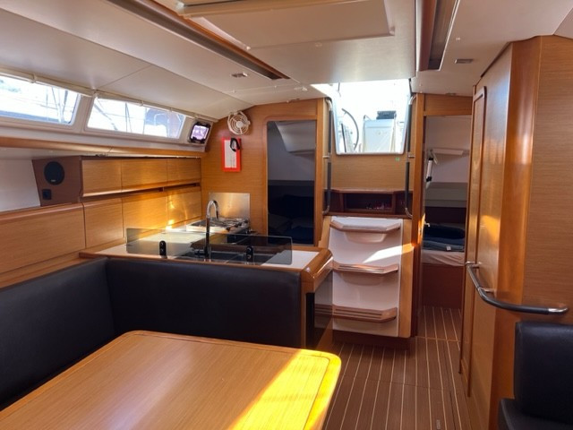 Yacht JEANNEAU - Sun Odyssey 409 "Piedanlo"