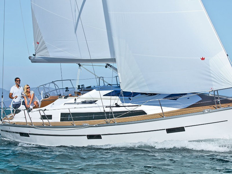 Yacht BAVARIA - Cruiser 37 ""