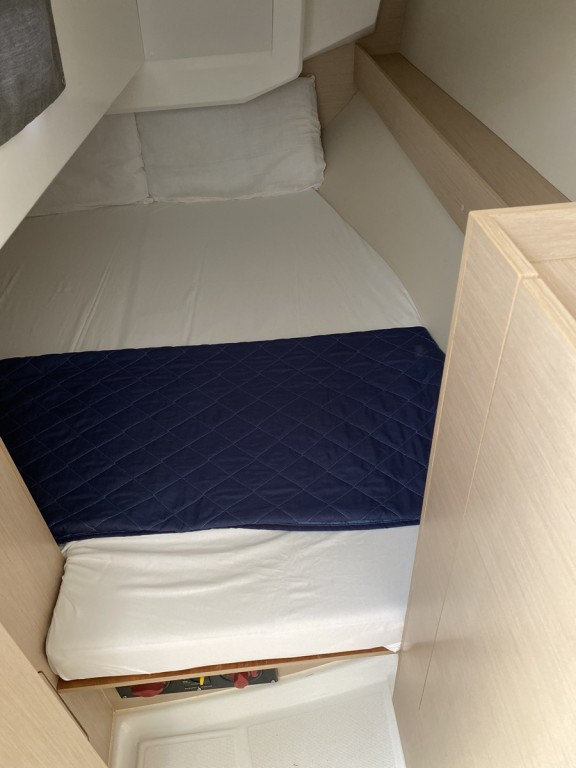 Yacht BENETEAU - Oceanis 30.1 "Carina"