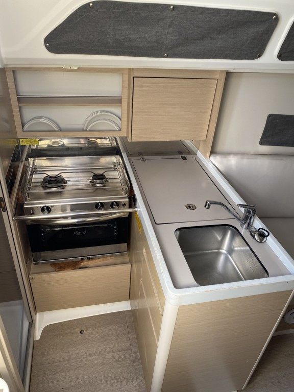 Yacht BENETEAU - Oceanis 30.1 "Carina"