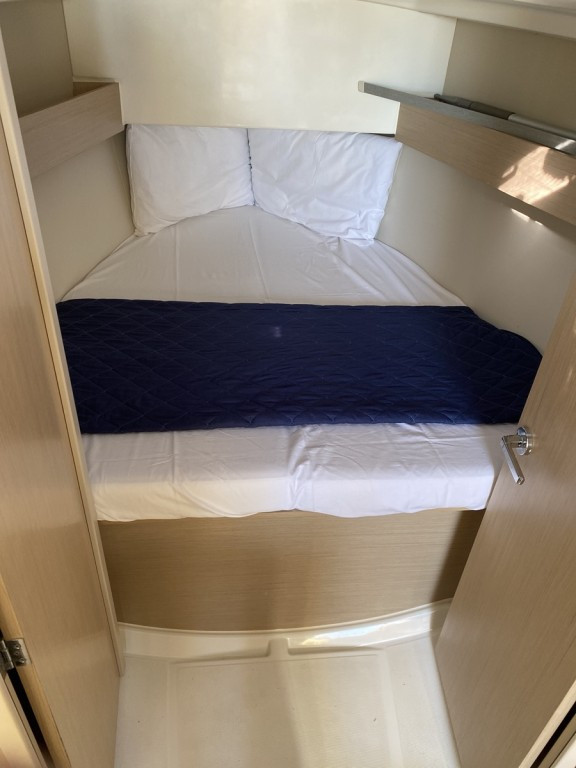 Yacht BENETEAU - Oceanis 30.1 "Carina"