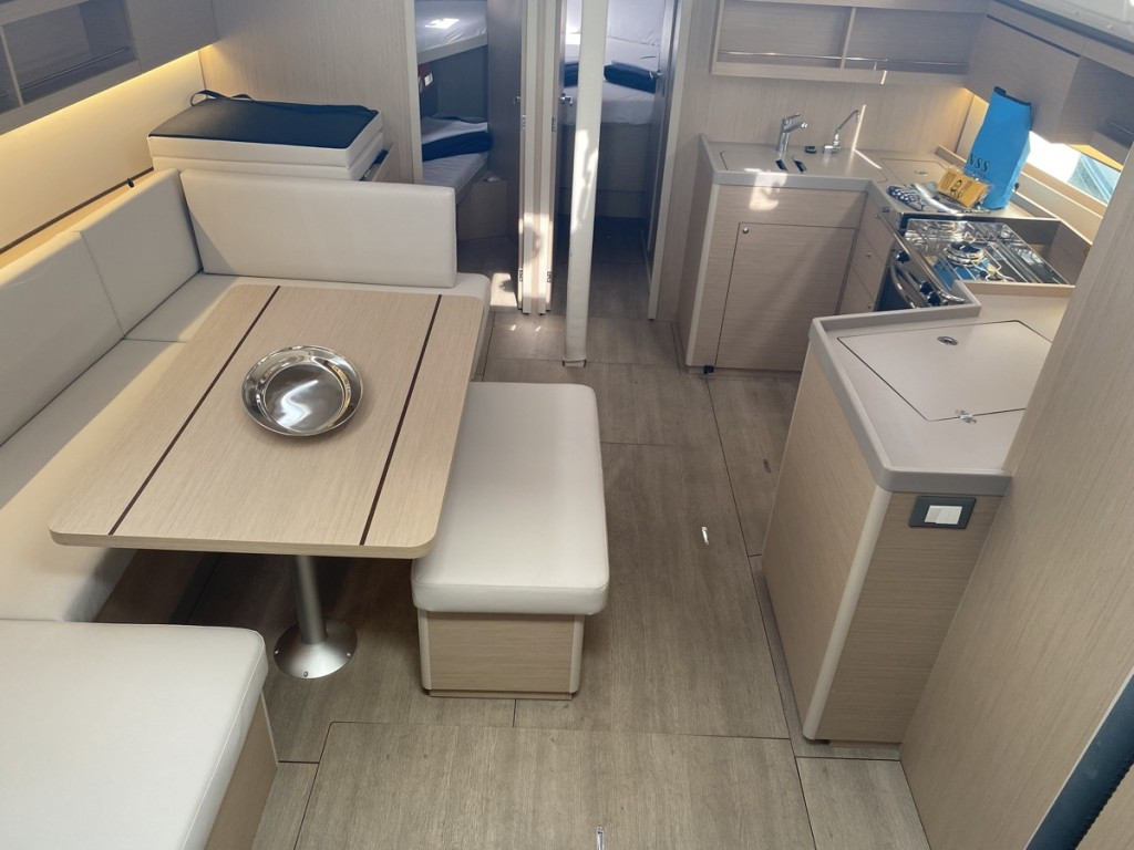 Yacht BENETEAU - Oceanis 40.1 "Blue Eyes II"