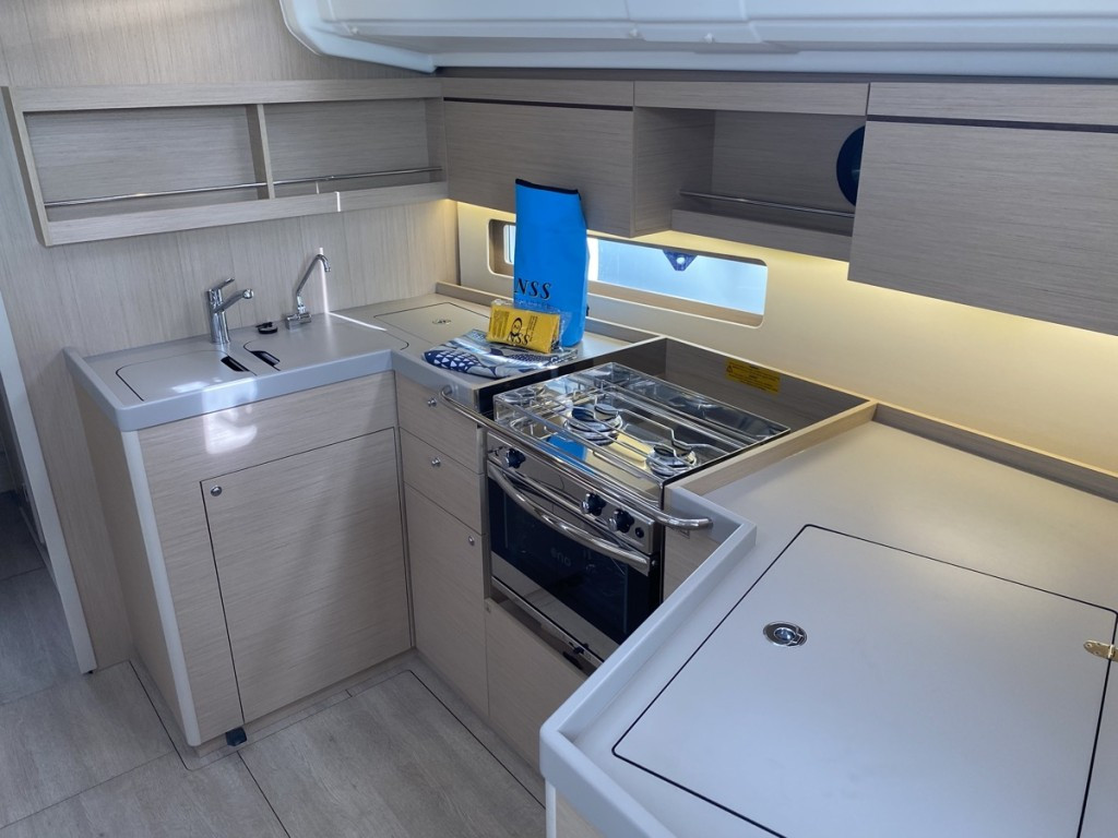 Yacht BENETEAU - Oceanis 40.1 "Blue Eyes II"