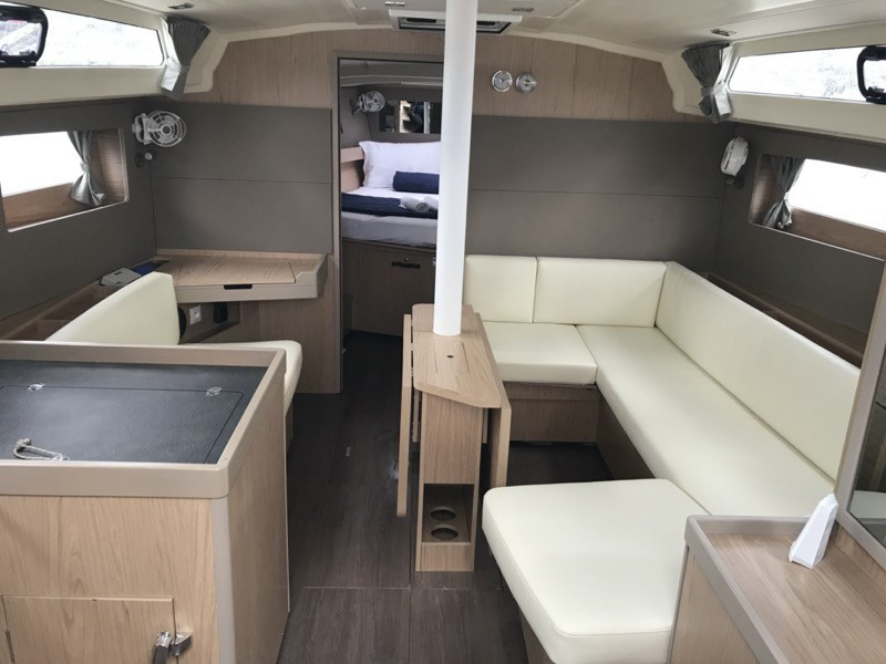Yacht BENETEAU - Oceanis 41.1 "Perseus"