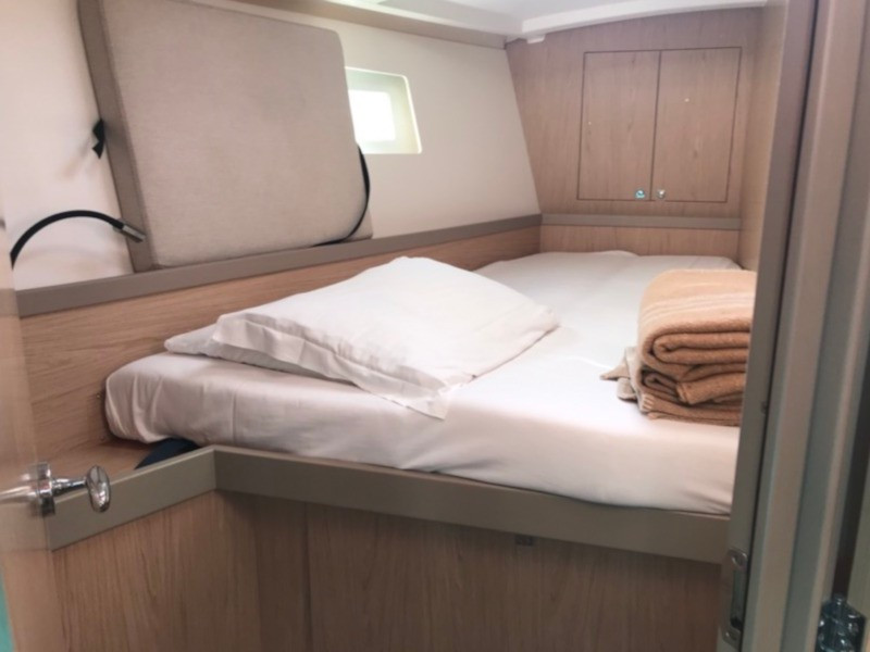Yacht BENETEAU - Oceanis 45 "Alphard"