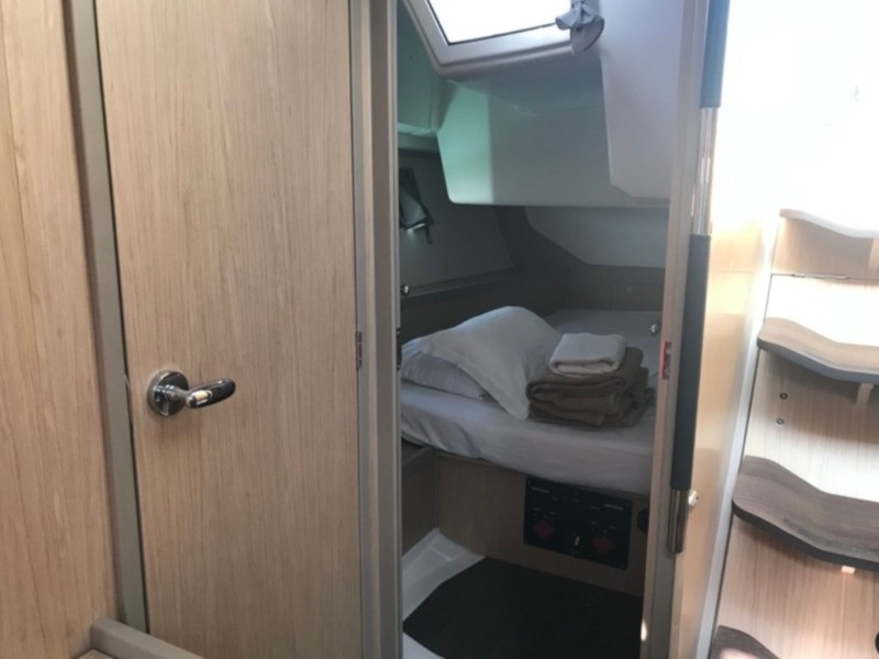 Yacht BENETEAU - Oceanis 45 "Alphard"