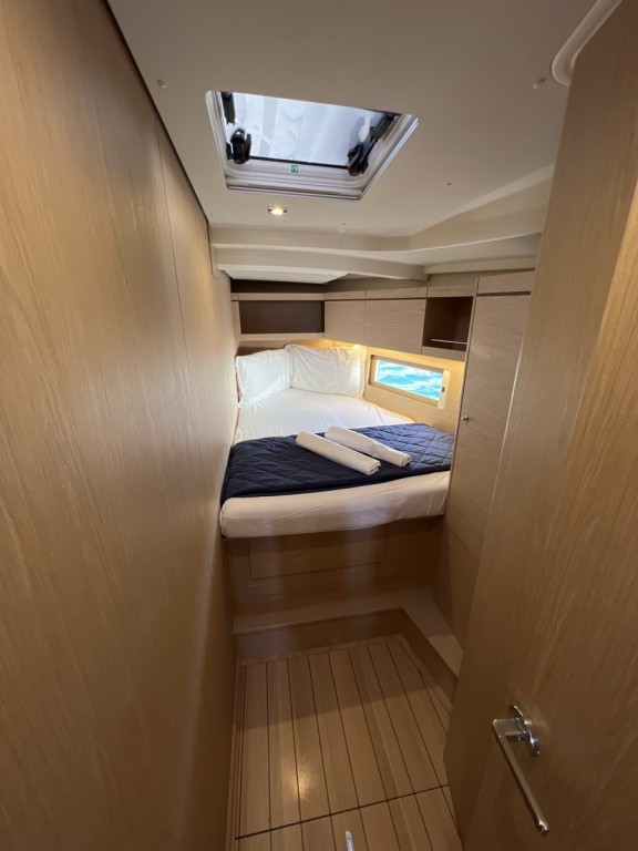 Yacht BENETEAU - Oceanis 46.1 "Goldeneye"