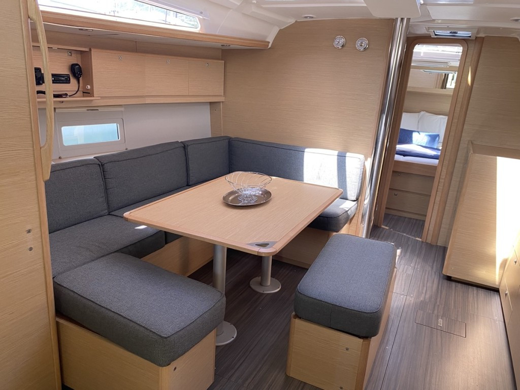 Yacht DUFOUR - 430 Grand Large "Pavo"