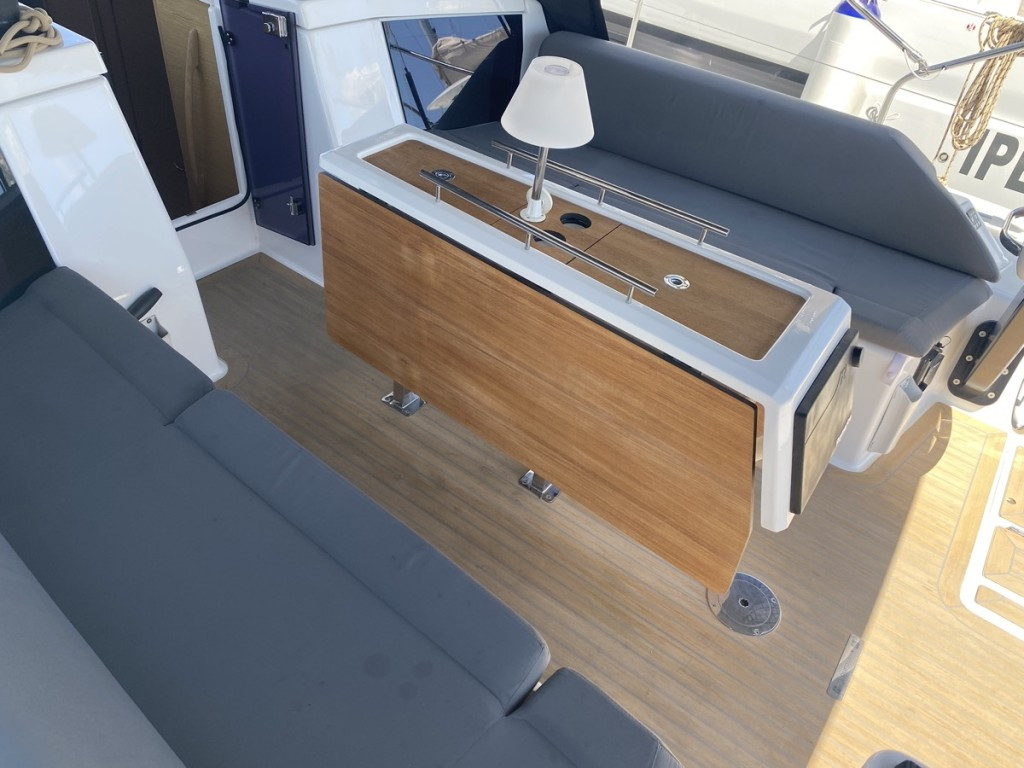 Yacht DUFOUR - 430 Grand Large "Pavo"