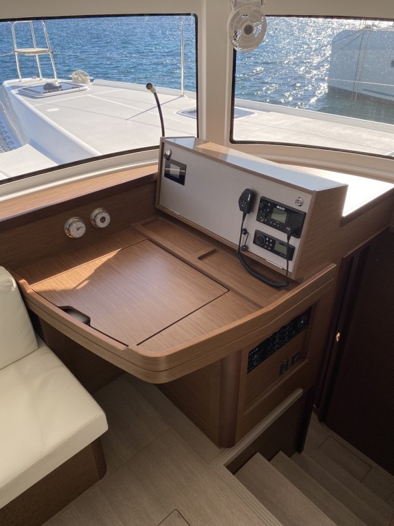 Yacht LAGOON - 42 "Felis"