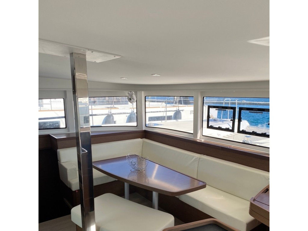 Yacht LAGOON - 42 "Felis"