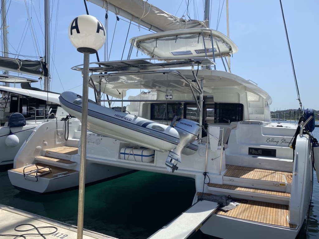 Yacht LAGOON - 46 "Rolling Stones"