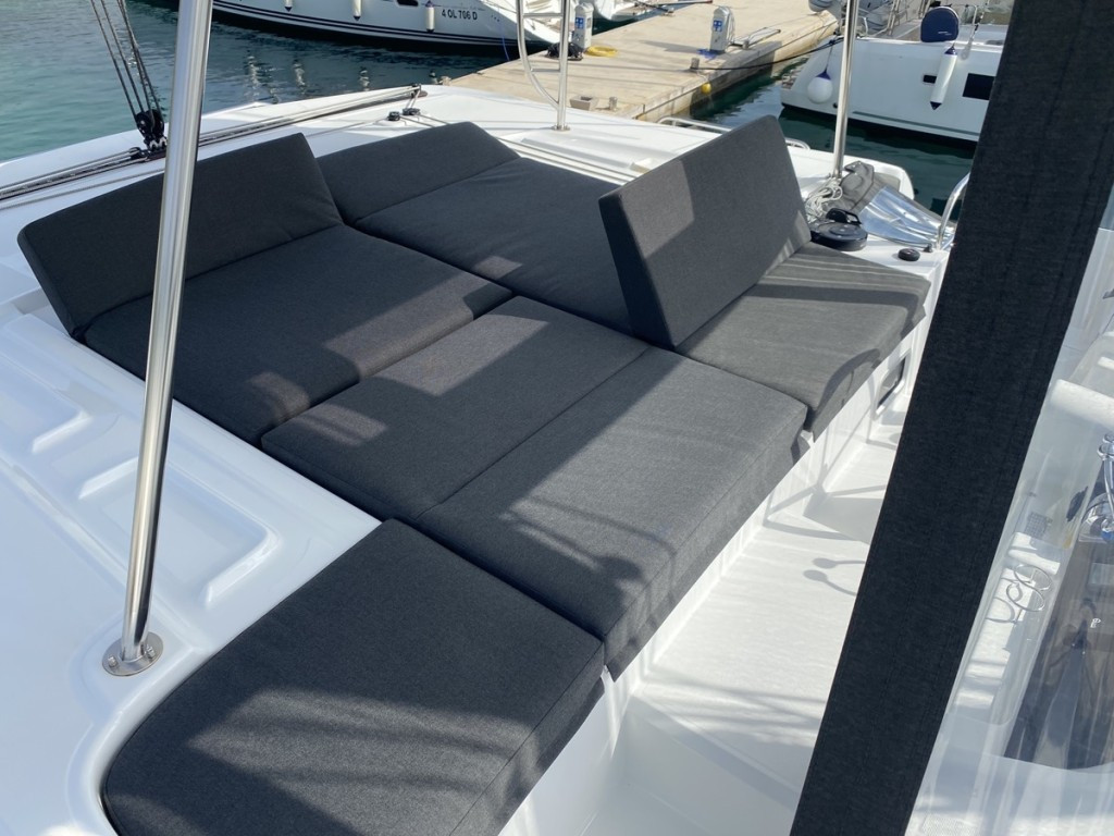 Yacht LAGOON - 46 "Archè II"