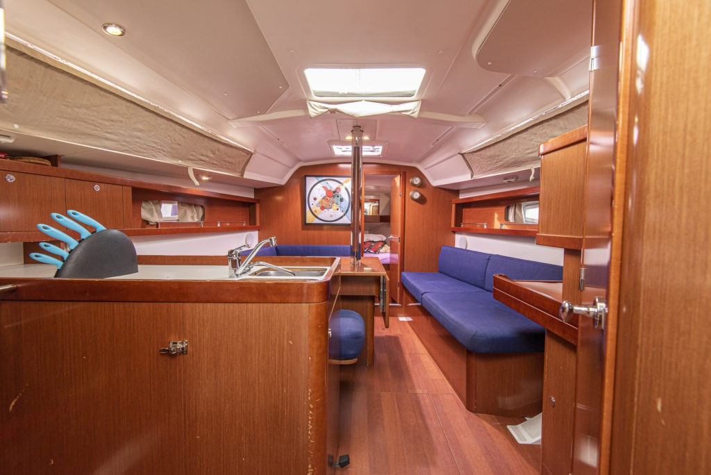 Yacht BENETEAU - Oceanis 34 "Rebecca"