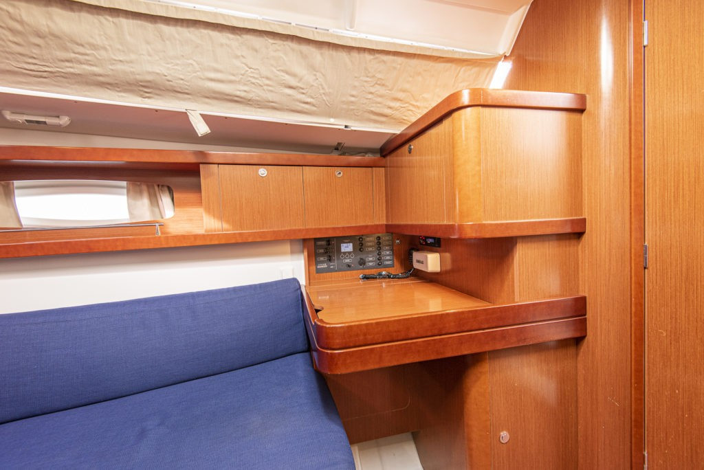 Yacht BENETEAU - Oceanis 34 "Rebecca"