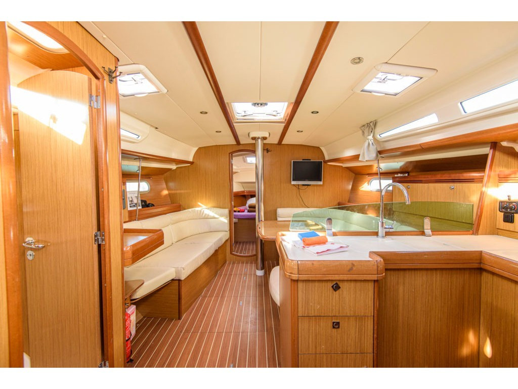 Yacht JEANNEAU - Sun Odyssey 42i "Benoit"