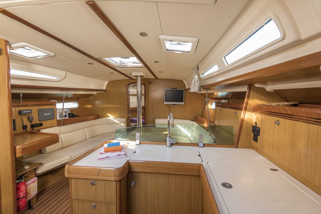 Yacht JEANNEAU - Sun Odyssey 42i "Benoit"