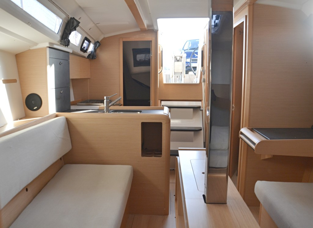 Yacht JEANNEAU - Sun Odyssey 349 "My Cloud"