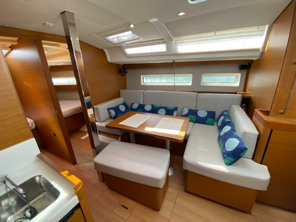 Yacht JEANNEAU - Sun Odyssey 440 "McLir II"