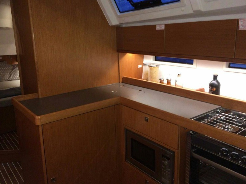 Yacht BAVARIA - Cruiser 46 "Vittoria"