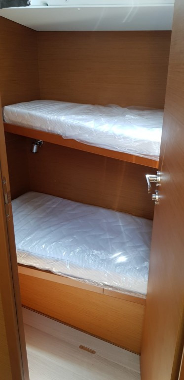 Yacht JEANNEAU - Sun Odyssey 519 "Pata"