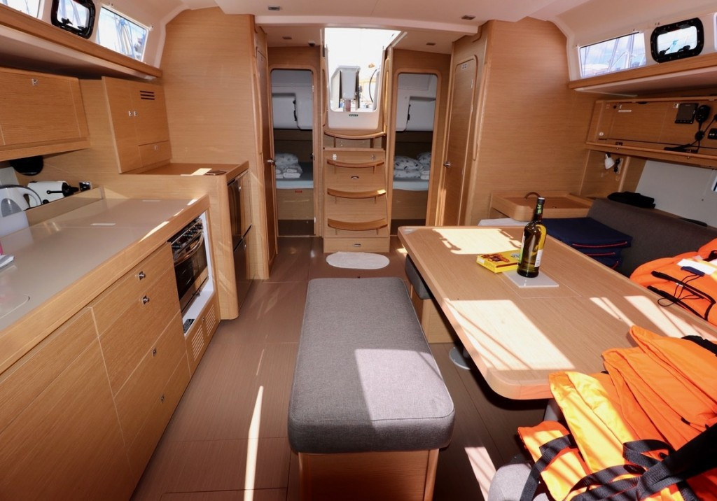 Yacht DUFOUR - 460 Grand Large "Divna"