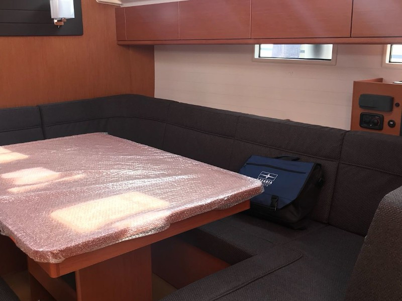 Yacht BAVARIA - Cruiser 46 "Andrea"