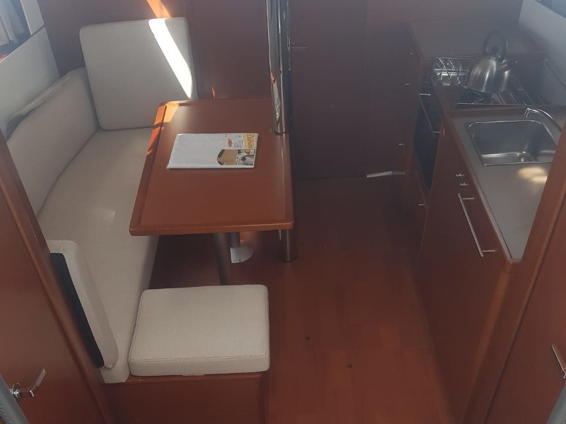Yacht BENETEAU - Oceanis 38.1 "Matilde"