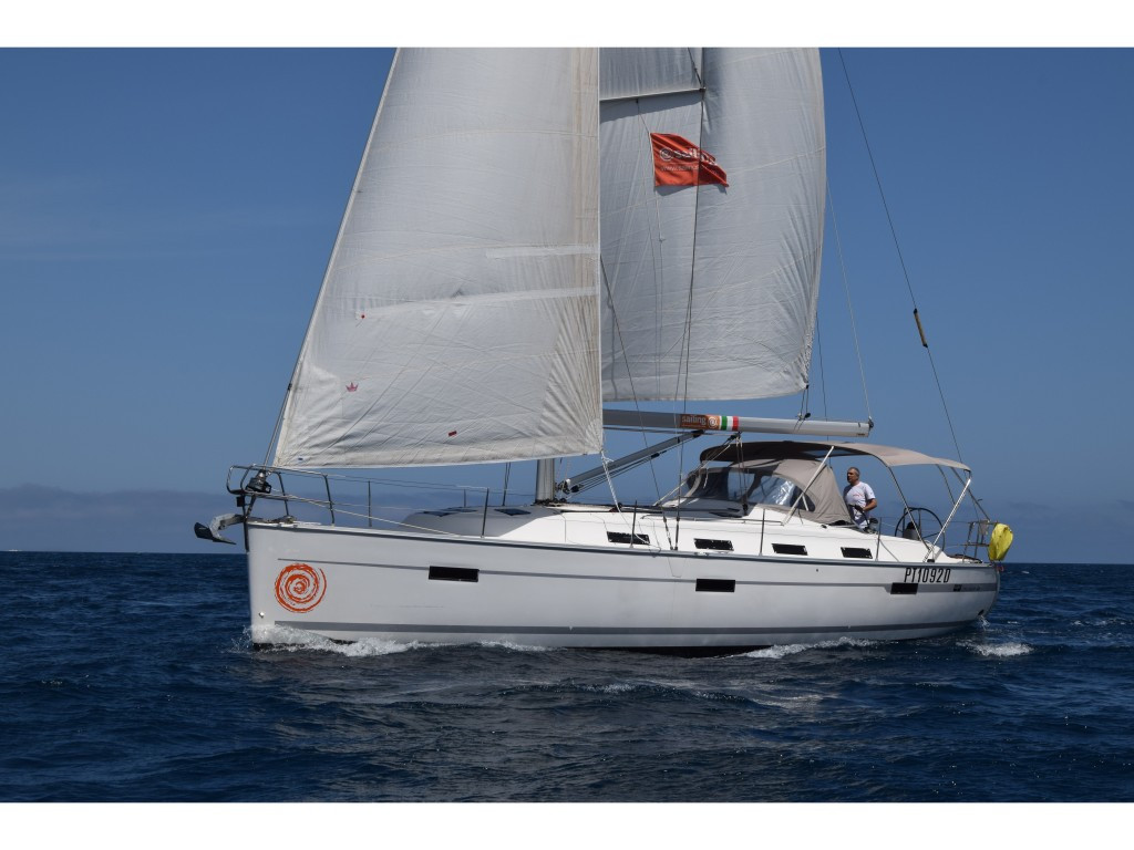 Yacht BAVARIA - Cruiser 40 "Ginevra"