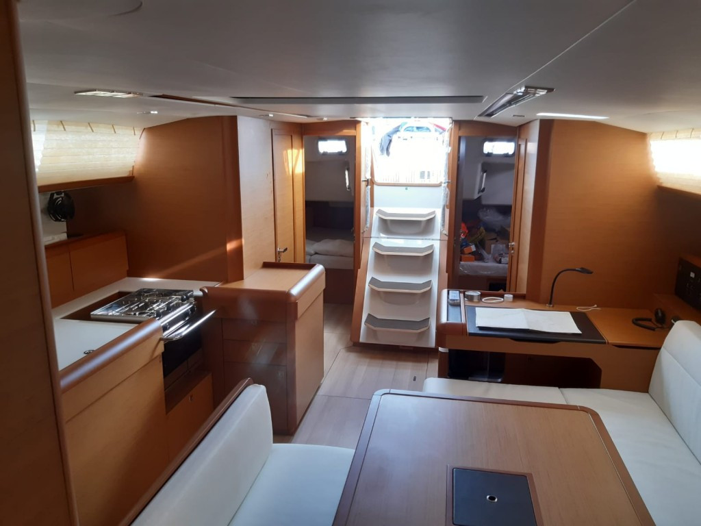 Yacht JEANNEAU - Sun Odyssey 519 "Giuncatello"