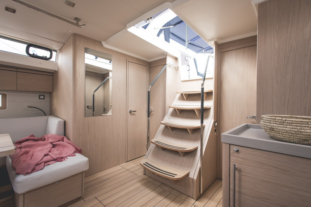 Yacht BENETEAU - Oceanis 51.1 "Aphros"