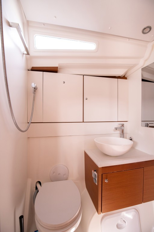 Yacht JEANNEAU - 54 "Psyche"