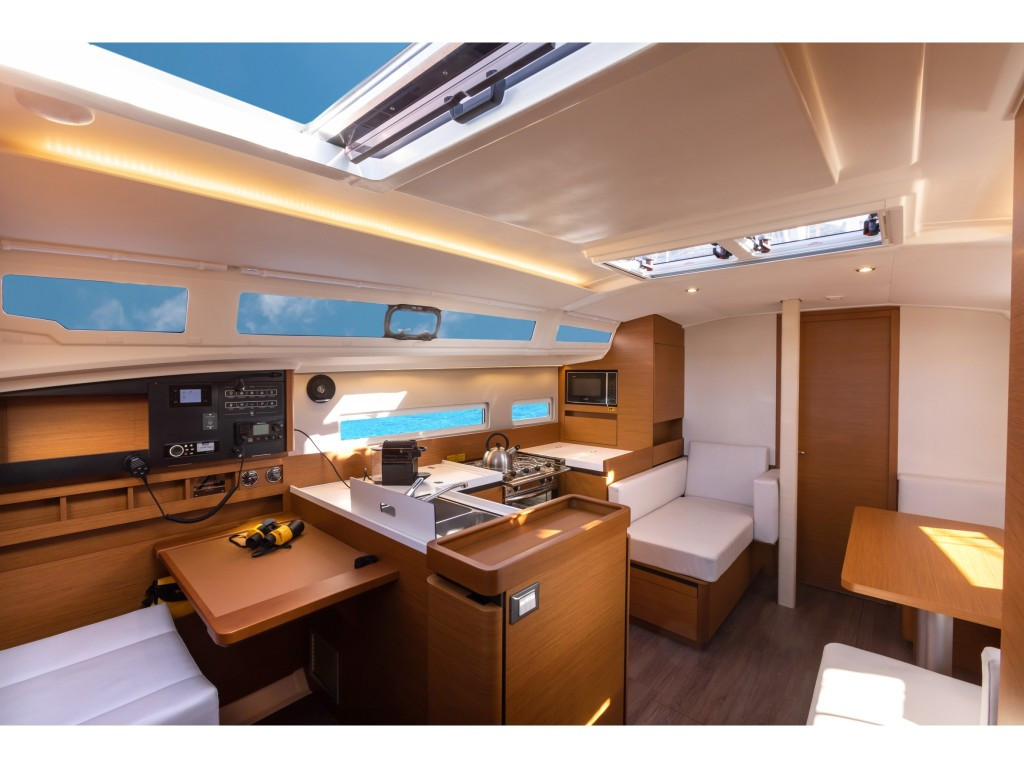 Yacht JEANNEAU - Sun Odyssey 410 "Teti"