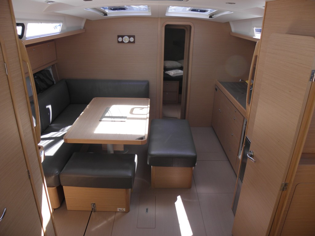 Yacht DUFOUR - 460 Grand Large "Newt"