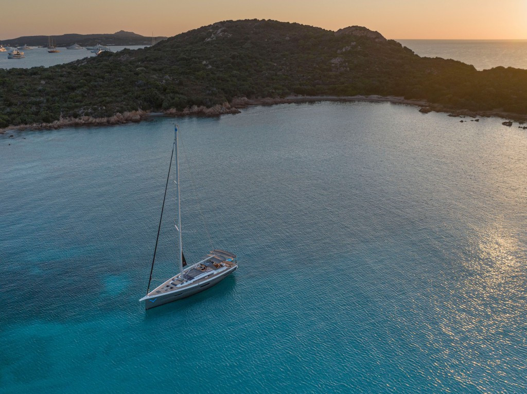 Yacht DUFOUR - 56 Exclusive "Albus"