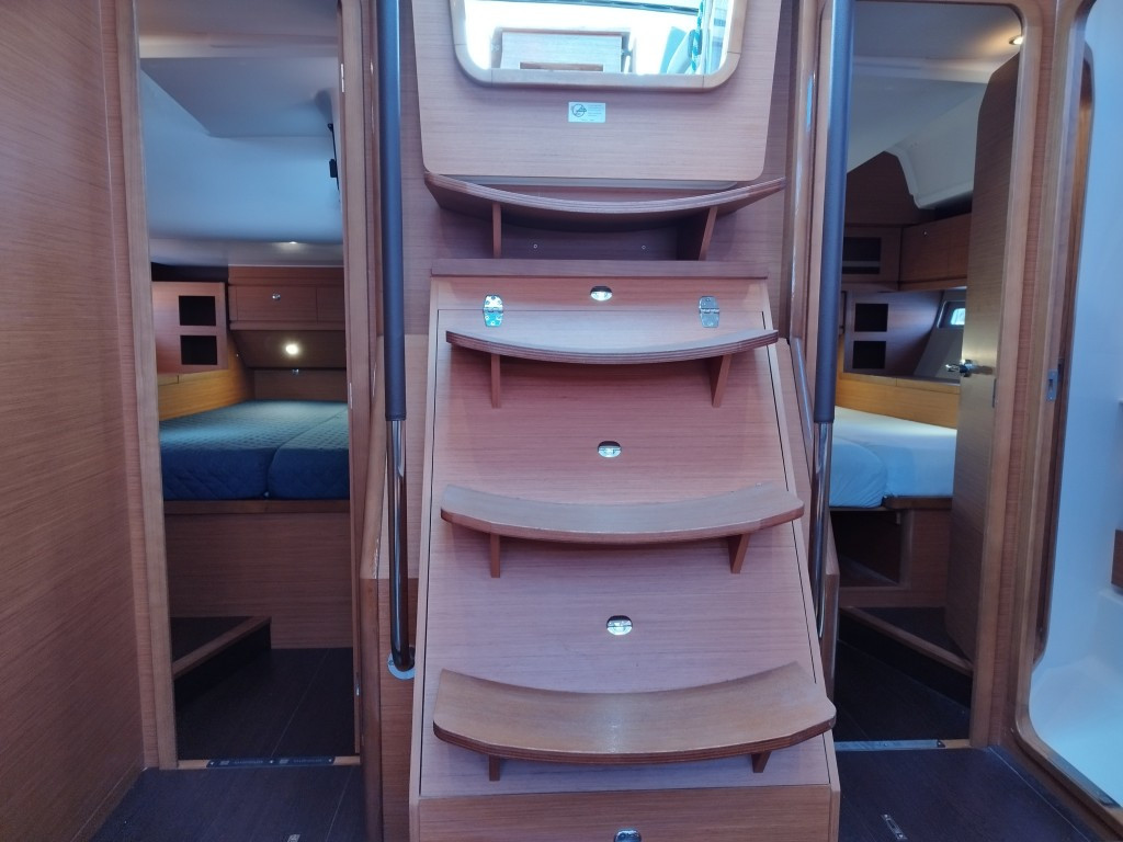 Yacht DUFOUR - 56 Exclusive "Albus"