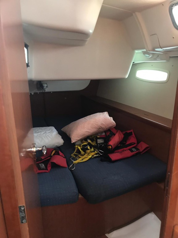 Yacht BENETEAU - Oceanis 43 "Alboran XXX Cubalibre"