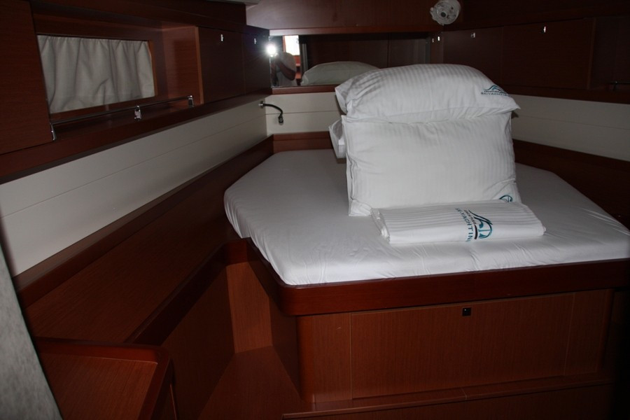 Yacht BENETEAU - Oceanis 45 "Tonic"